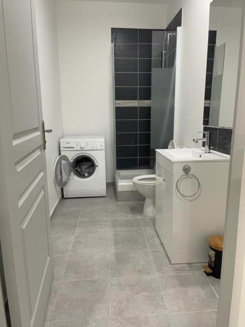 Rdc - Appartement F3 Villiers Le Bel 95 Proche De Paris Roissy Eksteriør billede