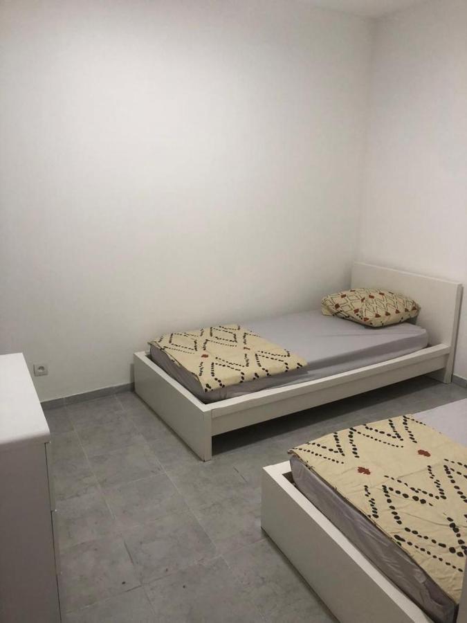 Rdc - Appartement F3 Villiers Le Bel 95 Proche De Paris Roissy Eksteriør billede
